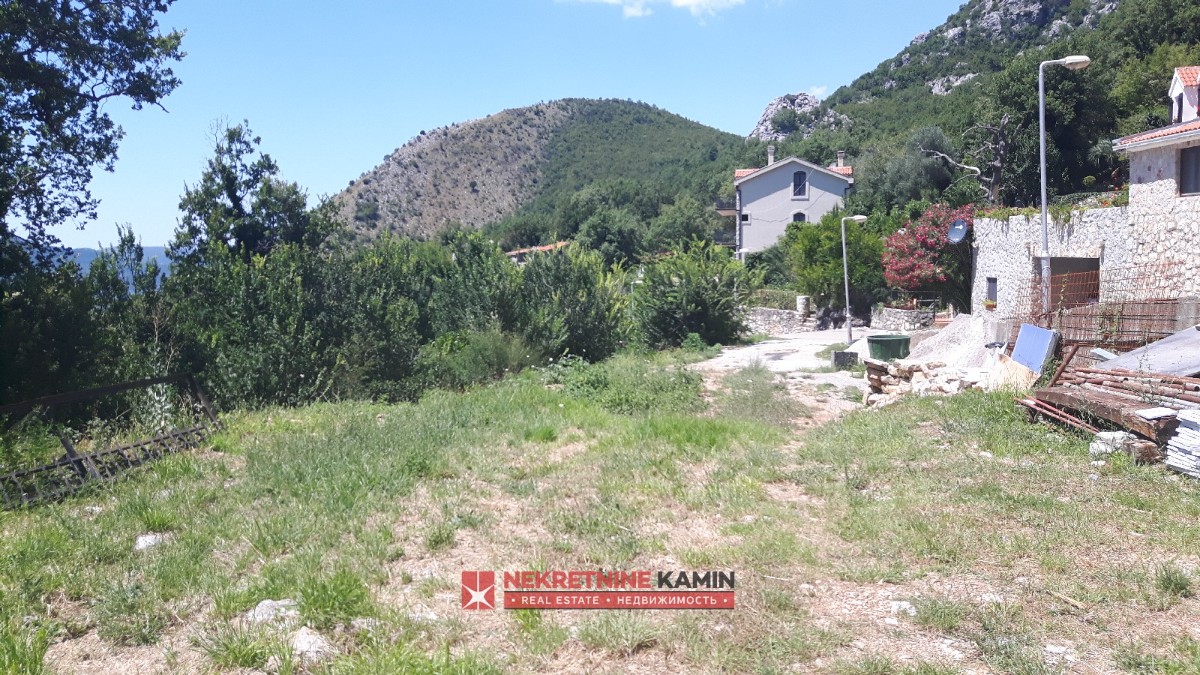 Urbanised Plot for a Tourist Villa with Sea Views, Kuljače, Budva